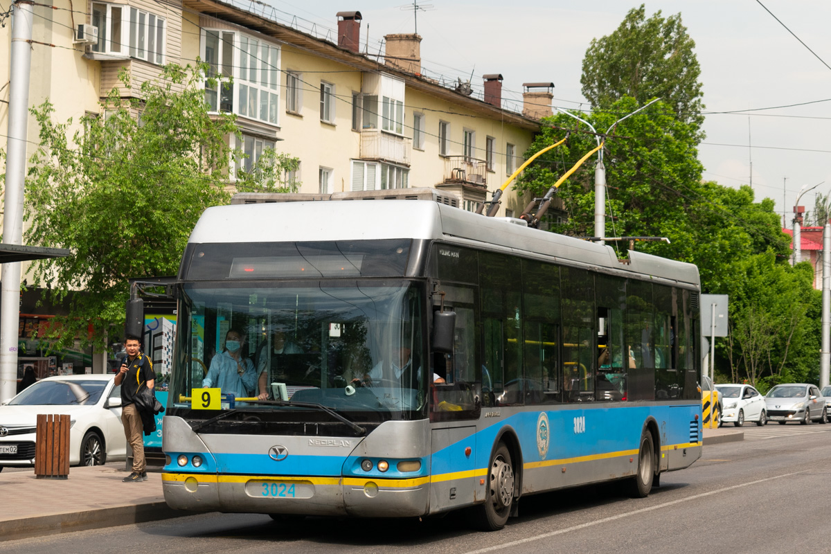 Almaty, YoungMan JNP6120GDZ (Neoplan Kazakhstan) # 3024