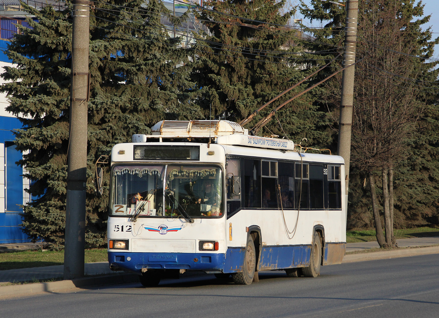 Киров, БТЗ-52764Р № 512