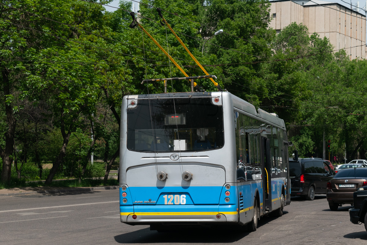 Алматы, YoungMan JNP6120GDZ (Neoplan Kazakhstan) № 1206 Алматы, YoungMan JNP6120GDZ (Neoplan Kazakhstan) № 1206