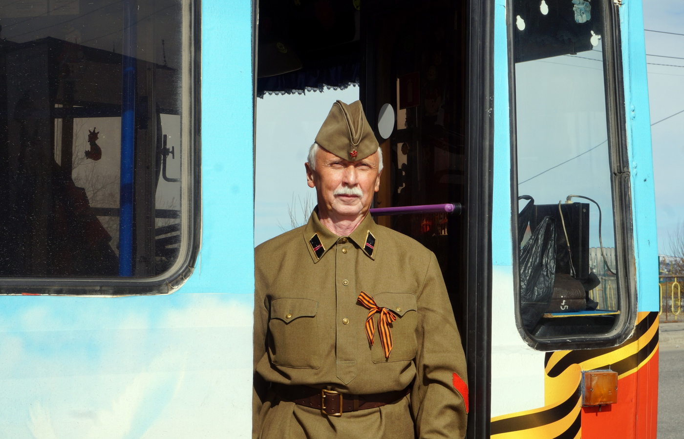 Electric transport employees