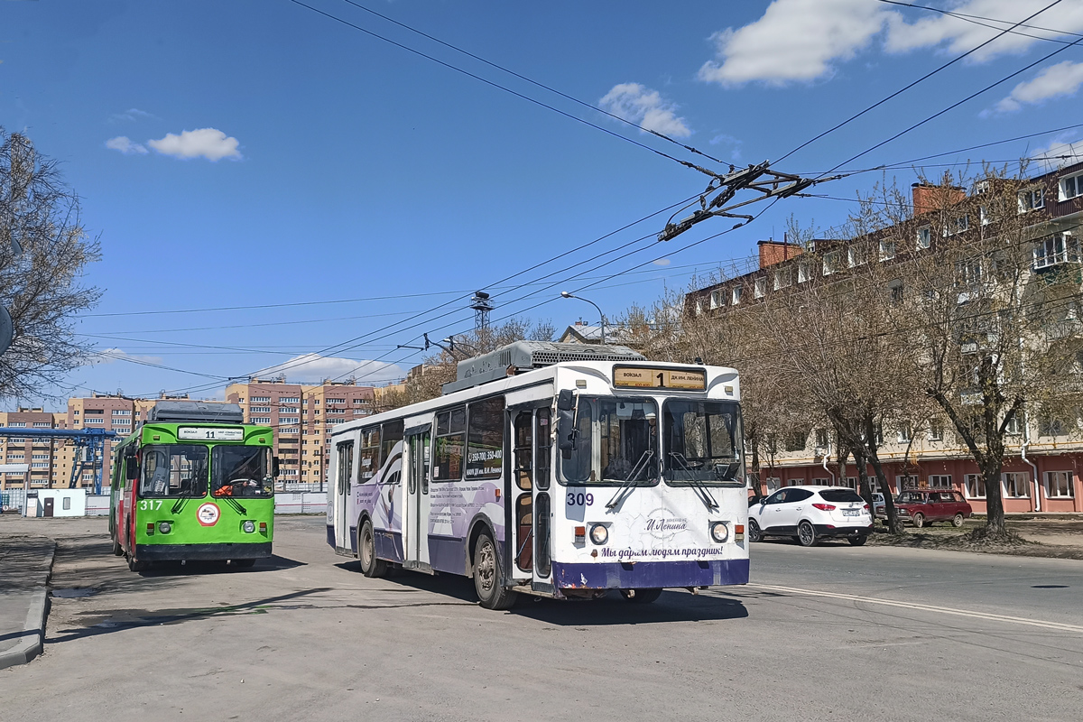 Йошкар-Ола, ЗиУ-682ГМ1 (с широкой передней дверью) № 309