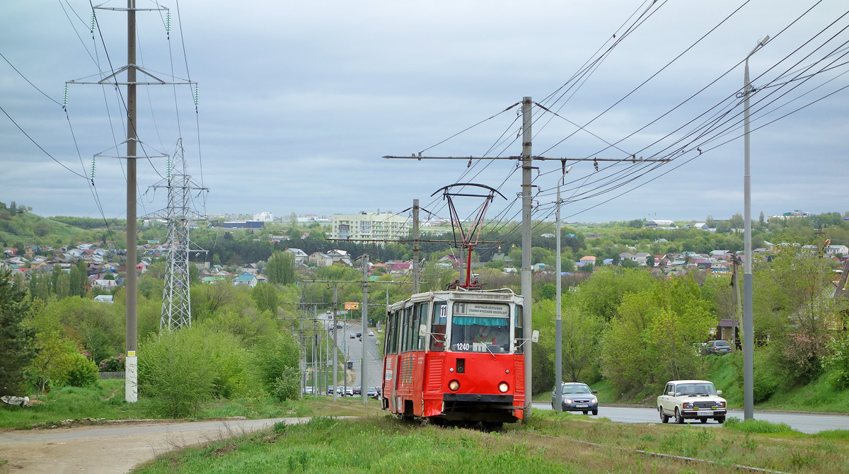 Saratov, 71-605 (KTM-5M3) N°. 1240