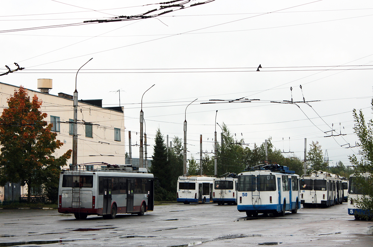 Великий Новгород, ЛиАЗ-52803 (ВЗТМ) № 55; Великий Новгород, ВМЗ-170 № 50; Великий Новгород — Троллейбусное депо
