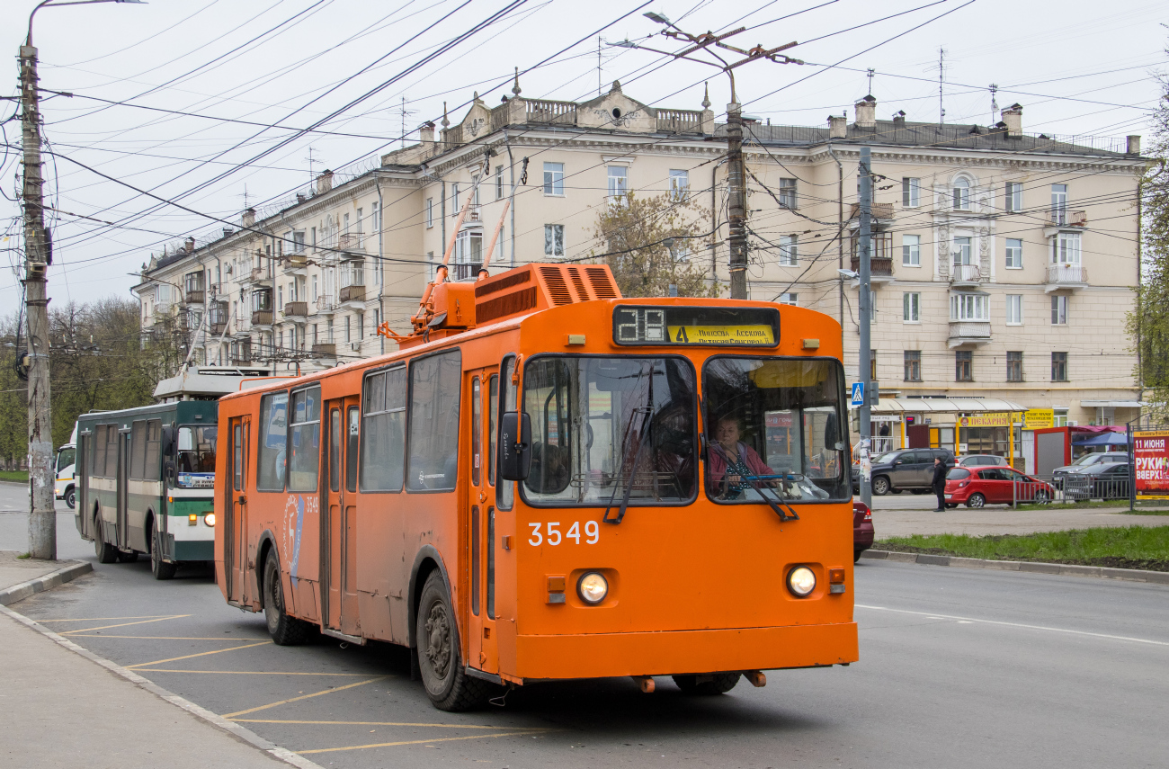 Нижний Новгород, Нижтролл (ЗиУ-682В) № 3549