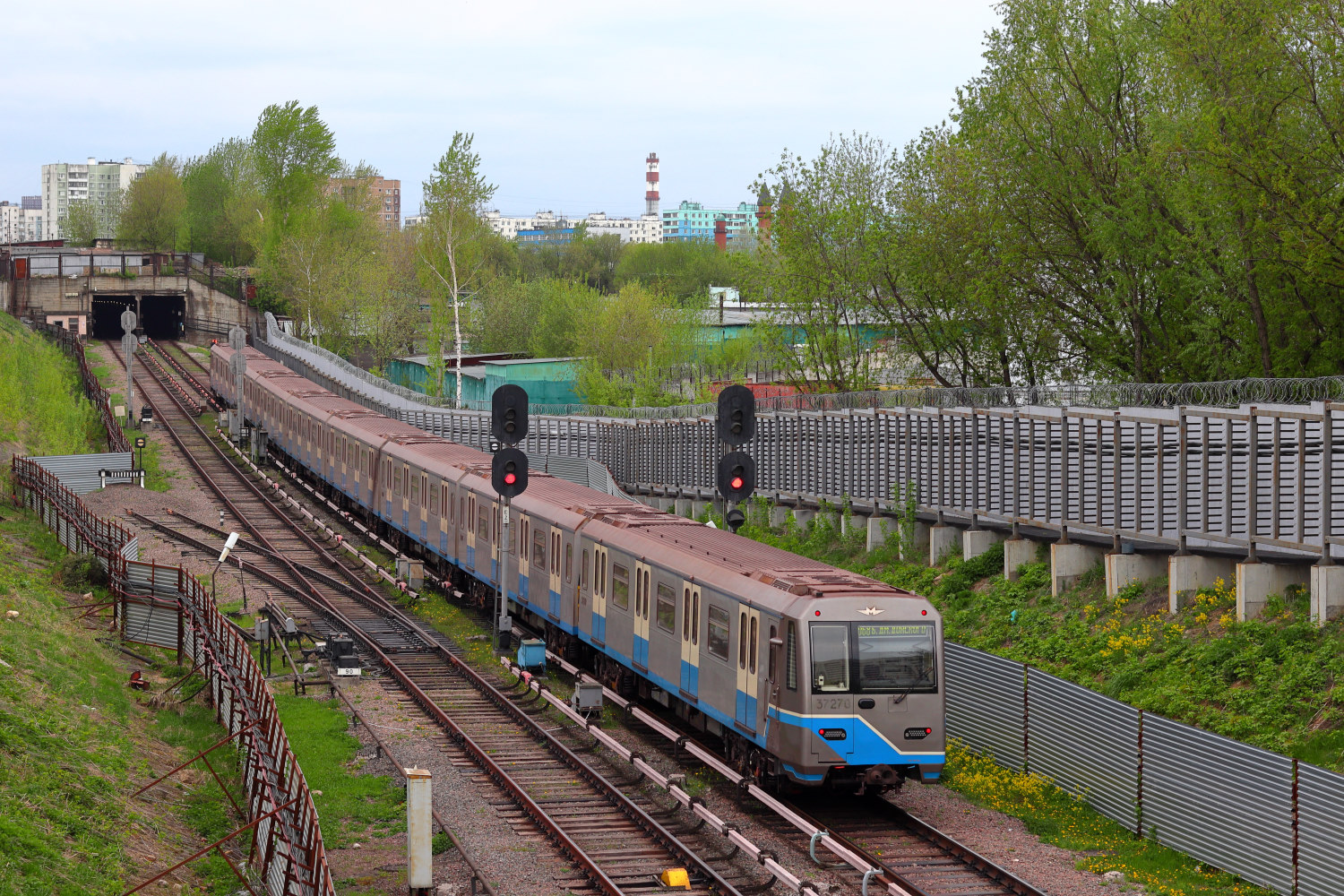 Масква, 81-760 № 37270