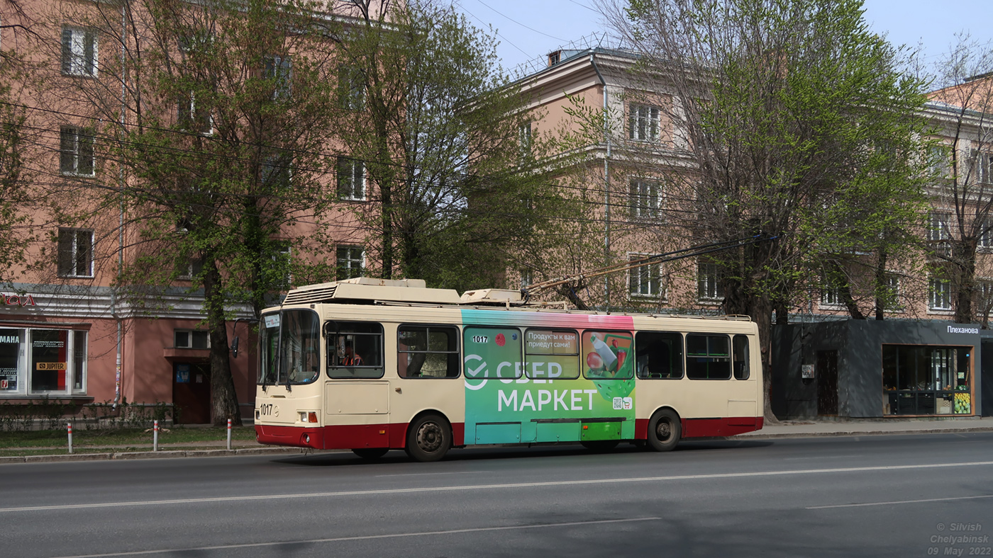 Челябинск, ЛиАЗ-5280 (ВЗТМ) № 1017