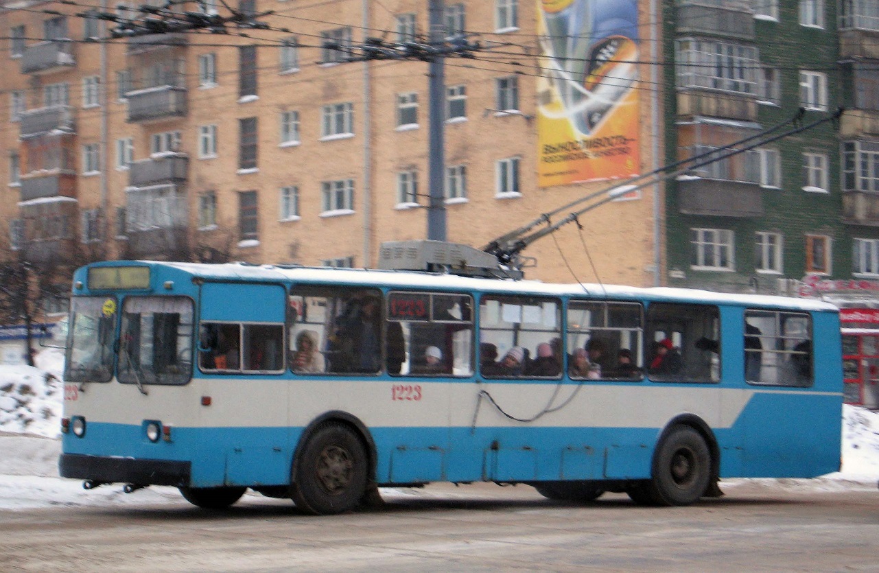 Izhevsk, ZiU-682V Br. 1223