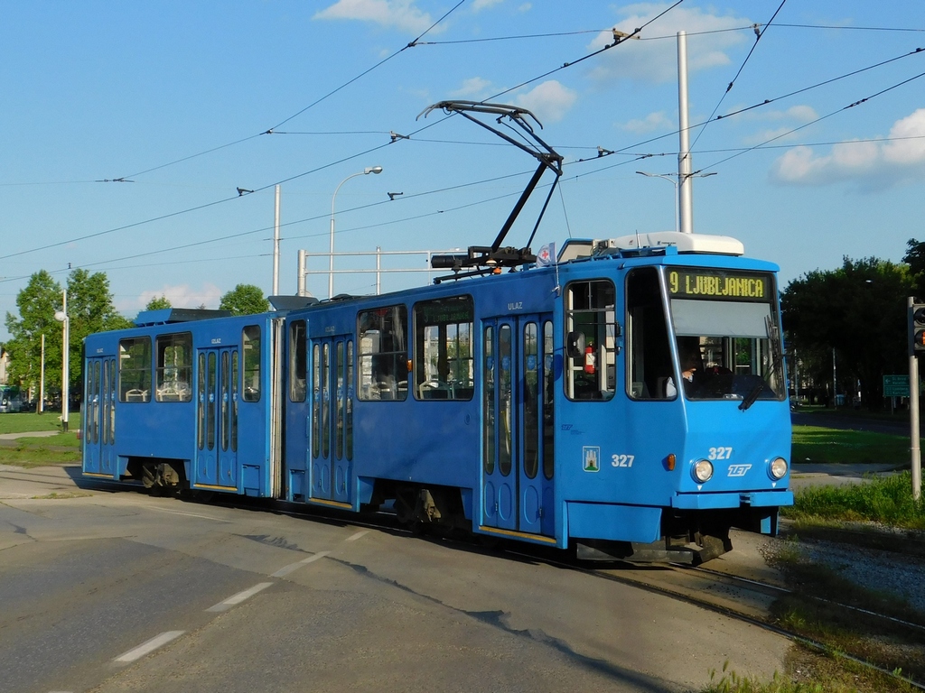 Загреб, Tatra KT4YU № 327