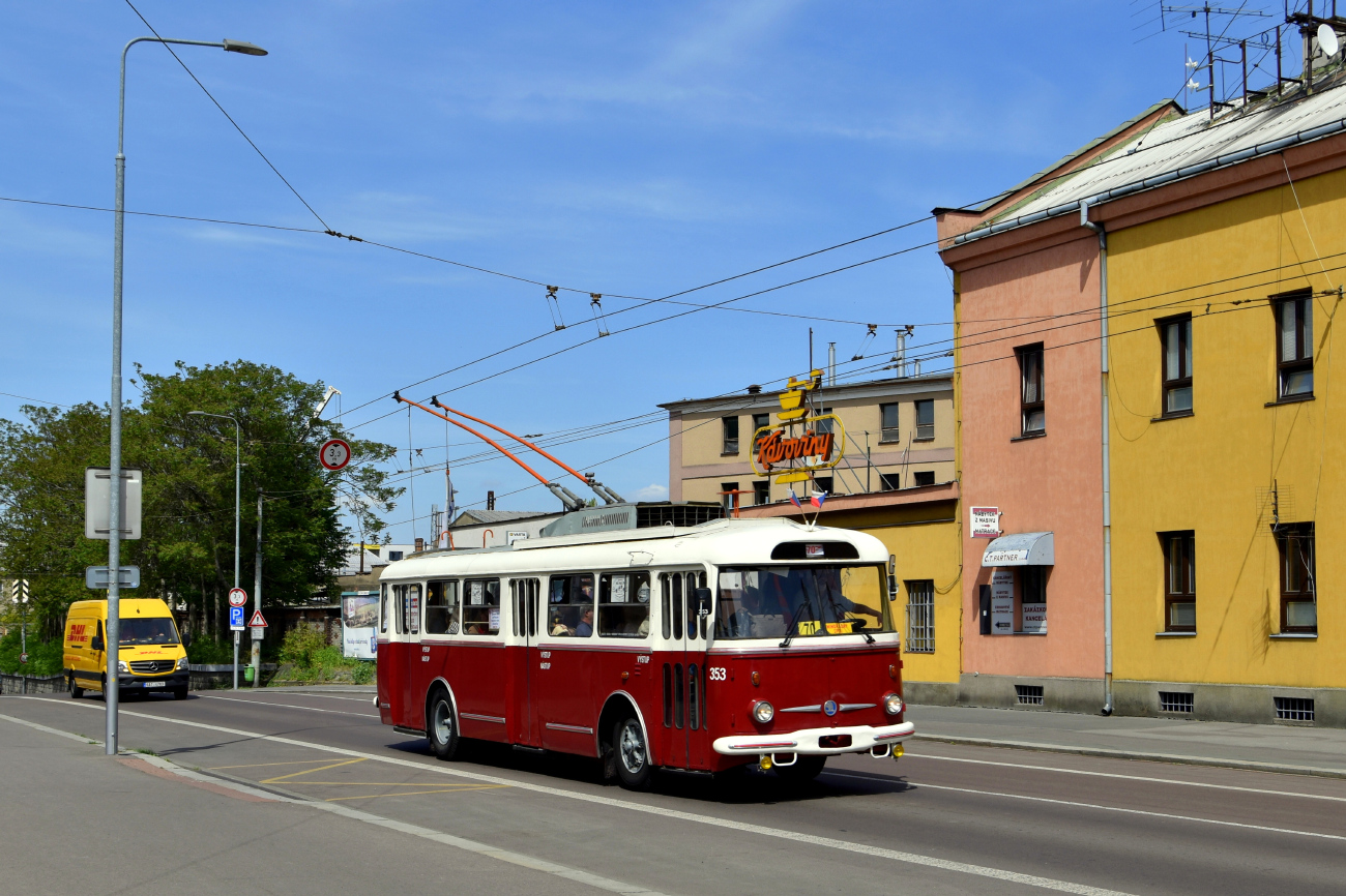 Пардубице, Škoda 9TrHT26 № 353; Пардубице — Празднование 70-летия троллейбусного движения в Пардубице