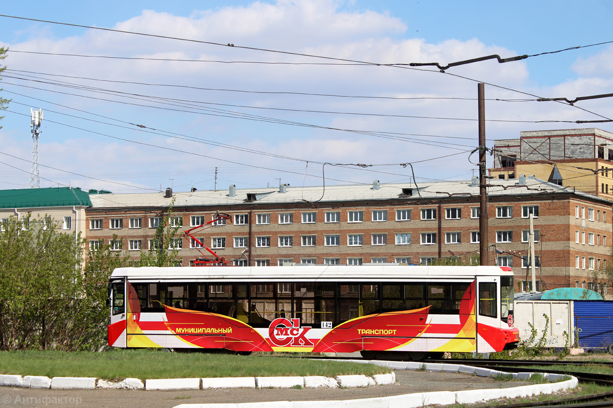 Омск, 71-407-01 № 142