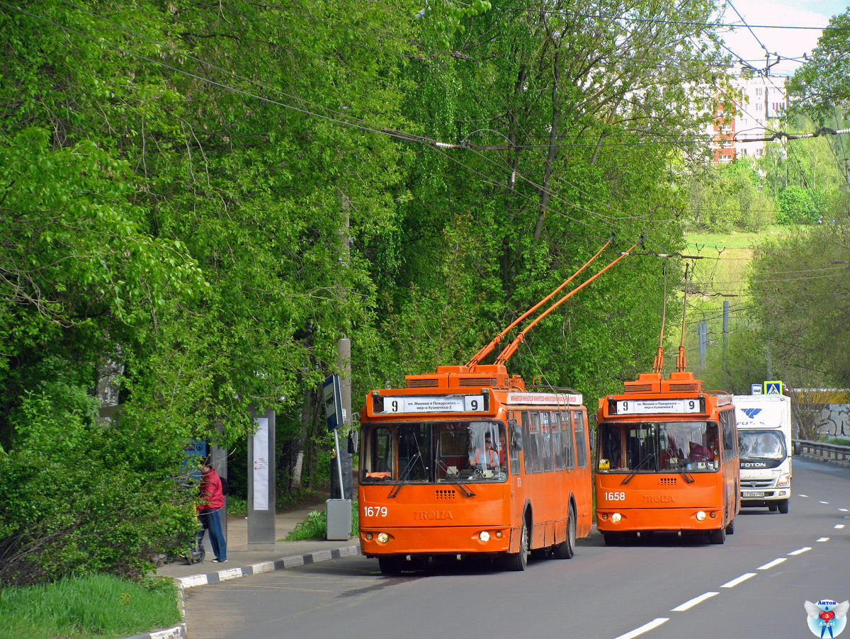 Нижній Новгород, ЗиУ-682Г-016.03 № 1679; Нижній Новгород, ЗиУ-682Г-016.03 № 1658