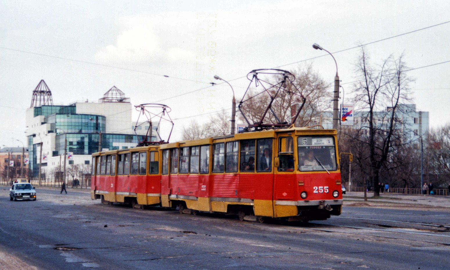 特维尔, 71-605A # 255; 特维尔 — Streetcar lines: Central district; 特维尔 — Tver Tramway at the Turn of the XX and XXI Centuries (2000-2001)