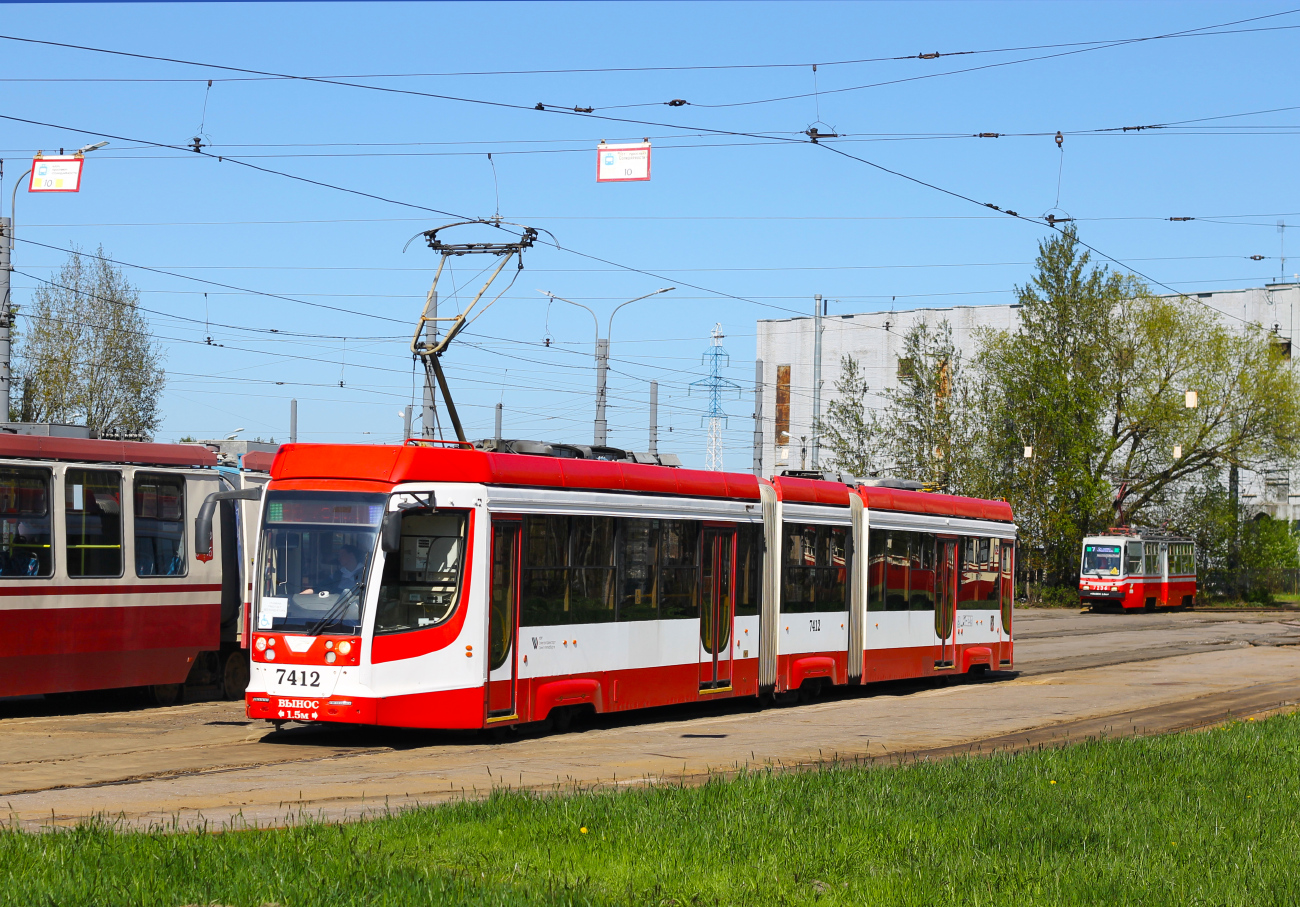 Szentpétervár, 71-631-02 — 7412