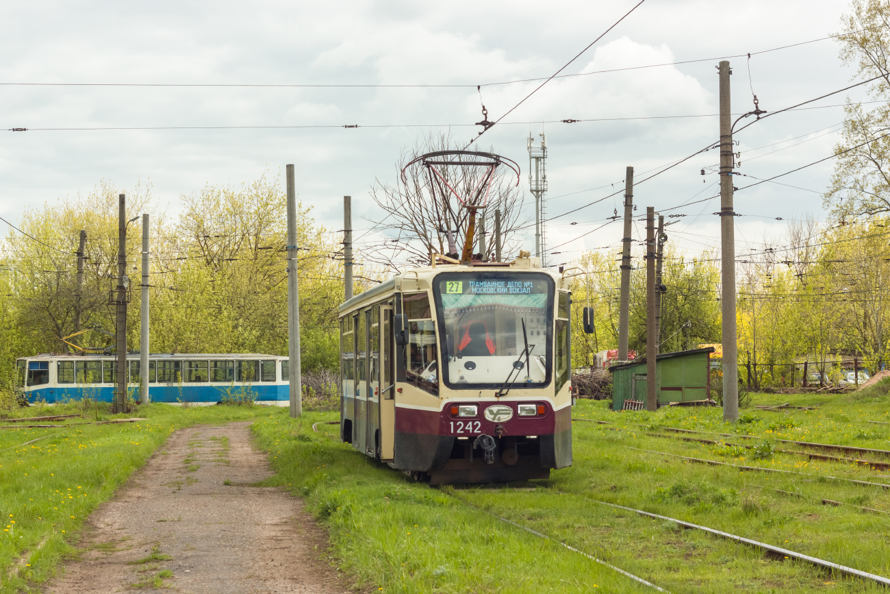 Нижний Новгород, 71-619КТ № 1242