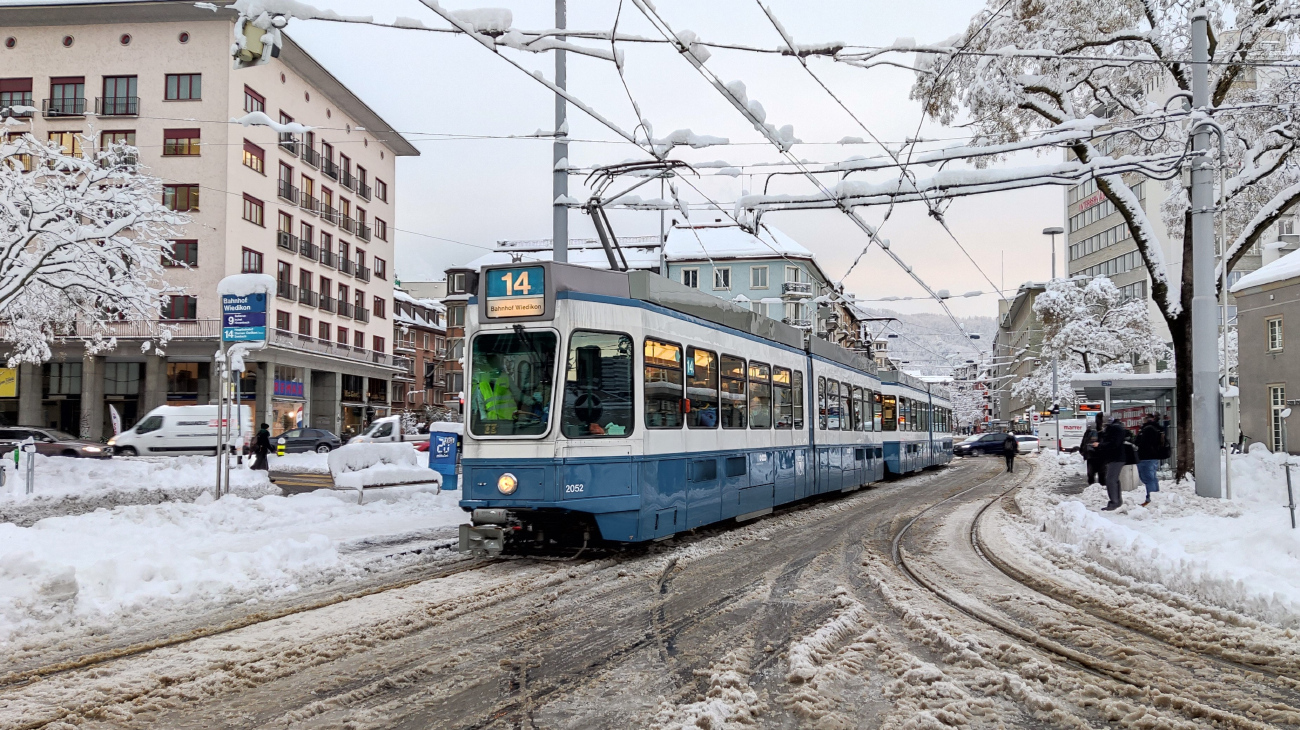 Zurich, SWP/SIG/BBC Be 4/6 "Tram 2000" Br. 2052