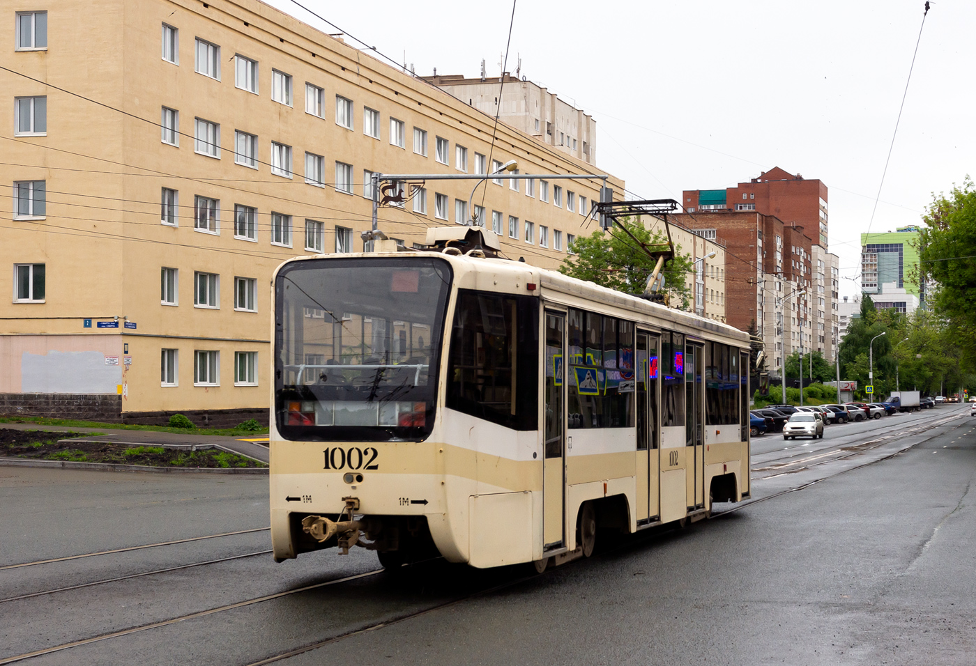 Уфа, 71-619А № 1002