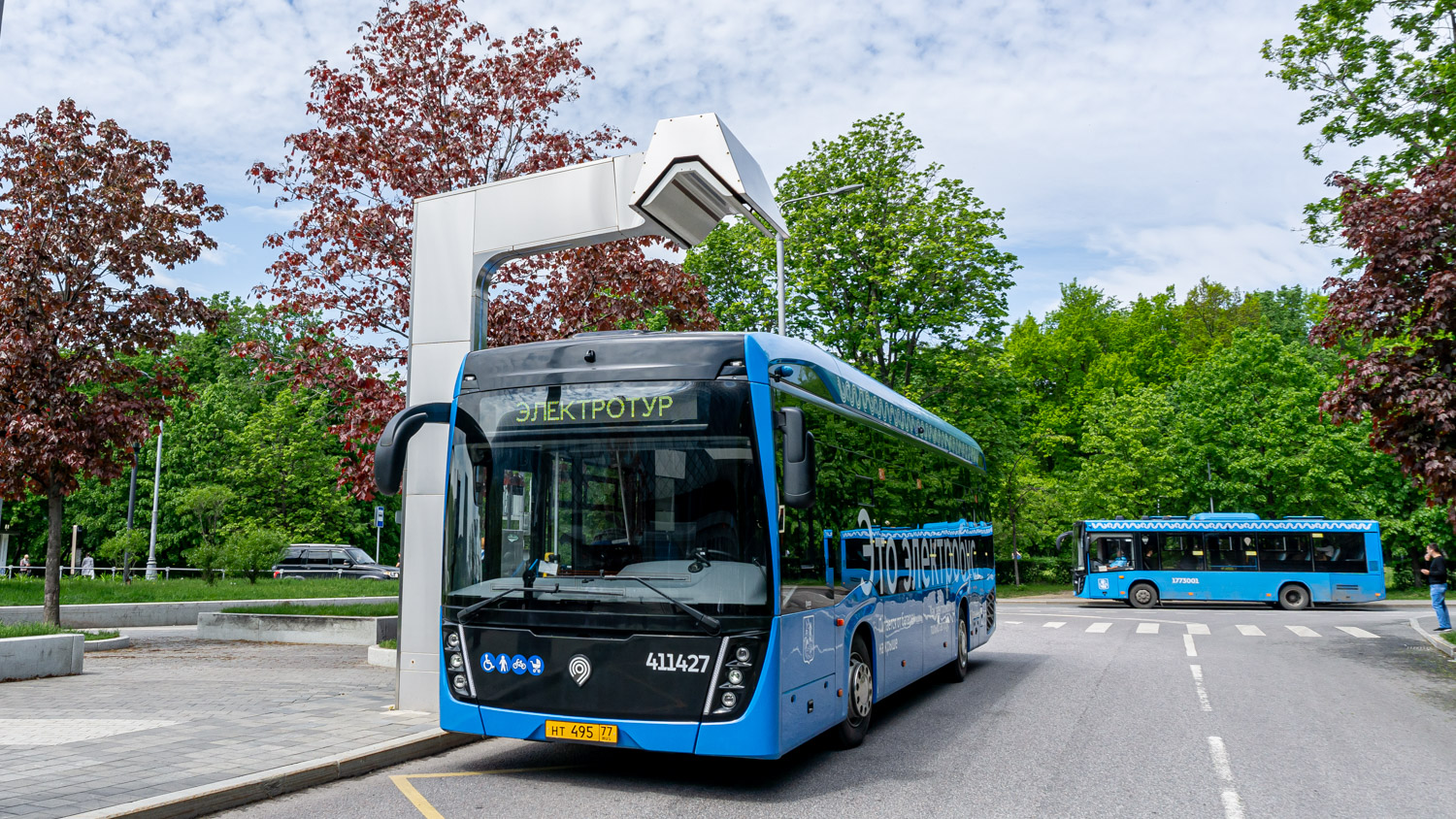 Москва, КАМАЗ-6282 № 411427