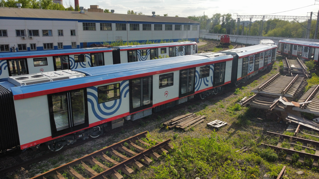 Москва, 81-776 «Москва-2020» № 76389; Москва, 81-777 «Москва-2020» № 77215; Мытищи — Новые вагоны для Московского метрополитена