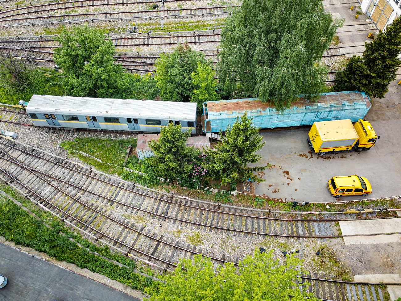 Moscova, 81-721 “Yauza” Nr. 002; Moscova, 81-717 (LVZ) Nr. 8426