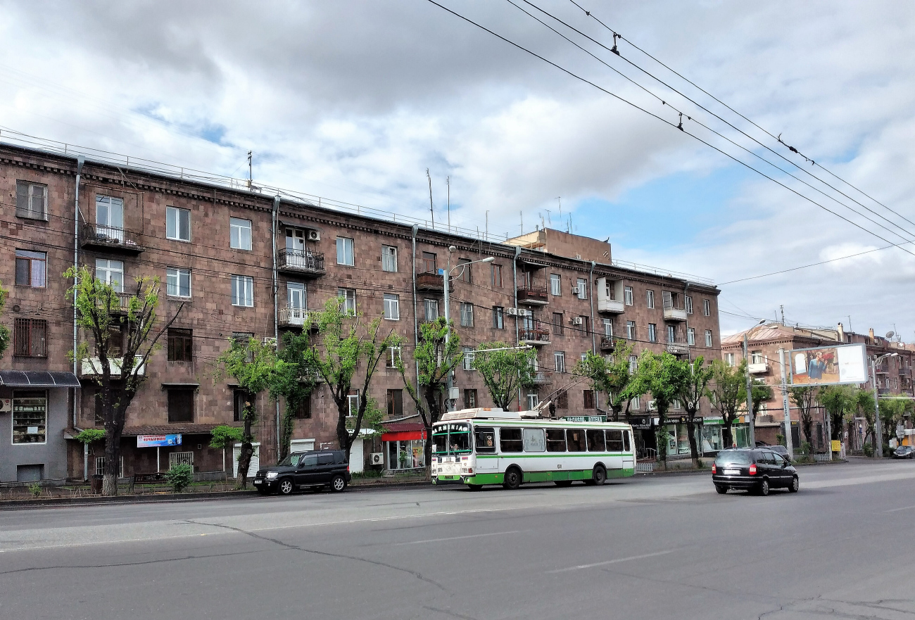 Ереван, ЛиАЗ-5280 (ВЗТМ) № 008