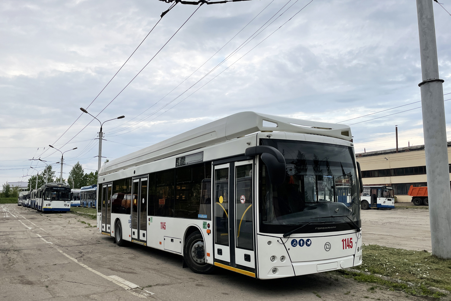 Новочебоксарск, УТТЗ-6241.01 «Горожанин» № 1145