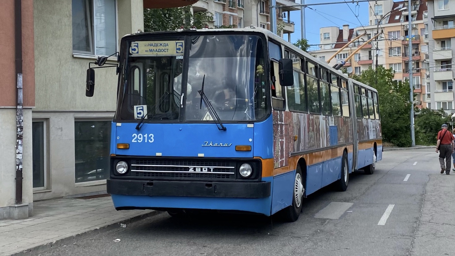 Sofia, Ikarus 280.92 č. 2913