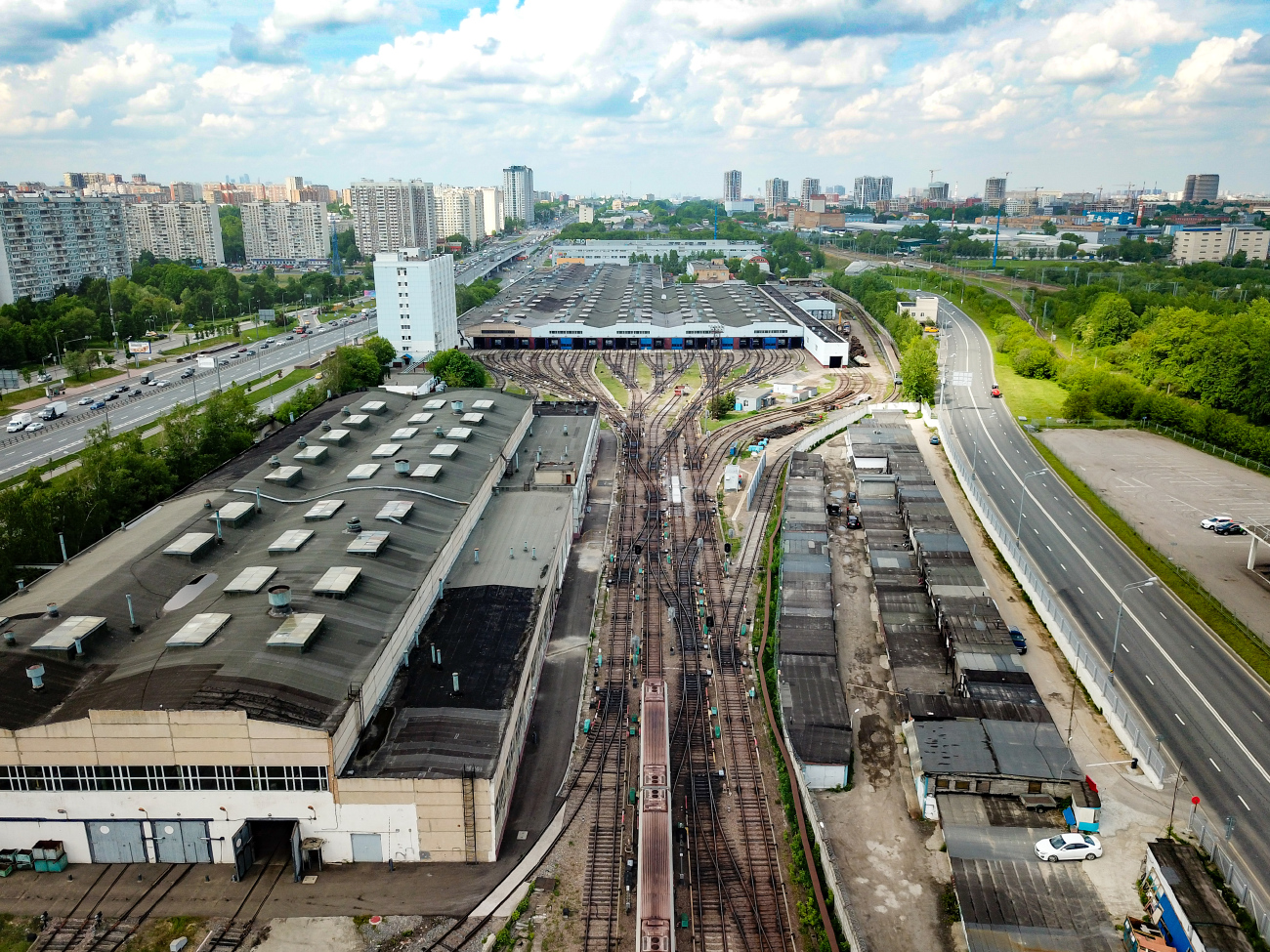 Москва — Метрополитен — [9] Серпуховско-Тимирязевская линия; Москва — Метрополитен — Подвижной состав — 81-760/761 и 81-760А/761А/763А