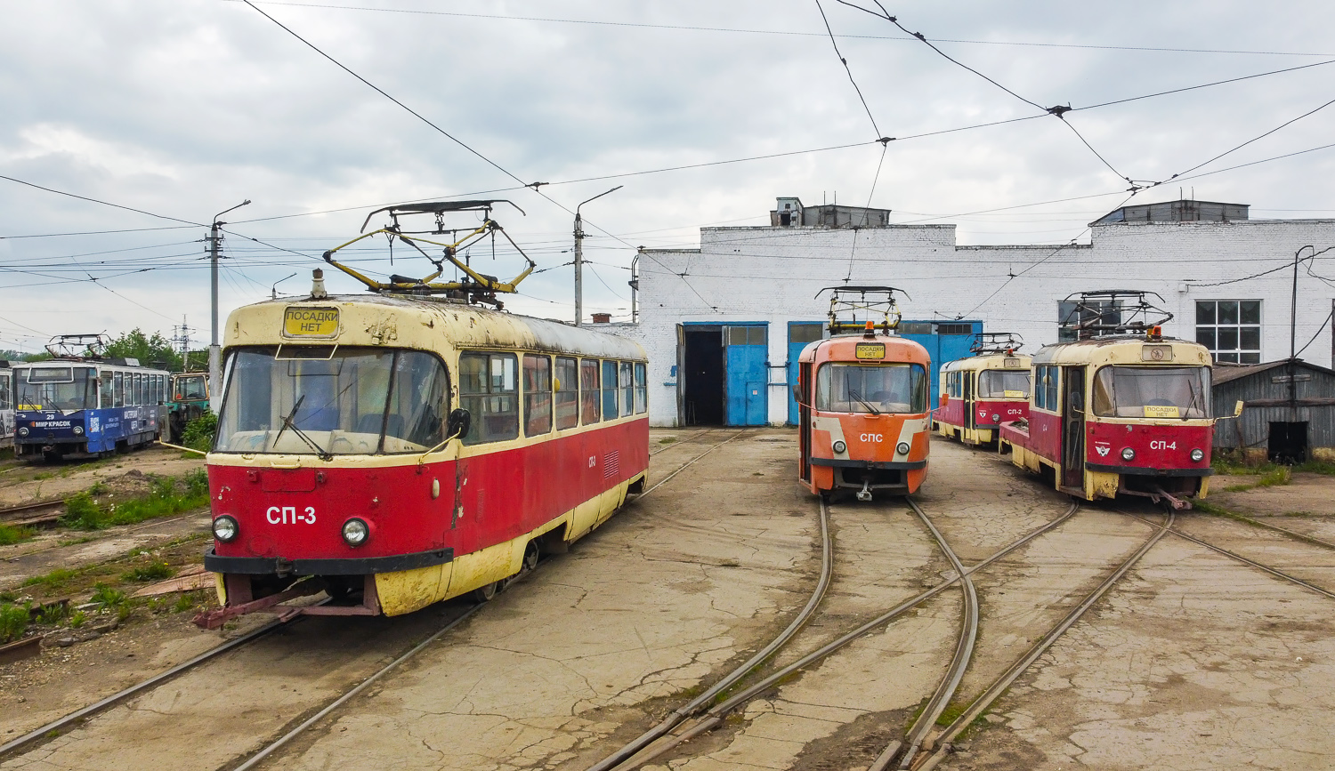 Тула, Tatra T3SU № СП-3; Тула, Tatra T3SU № Служебный СПС; Тула, Tatra T3SU № СП-4 Тула, Tatra T3SU № СП-3; Тула, Tatra T3SU № Служебный СПС; Тула, Tatra T3SU № СП-4