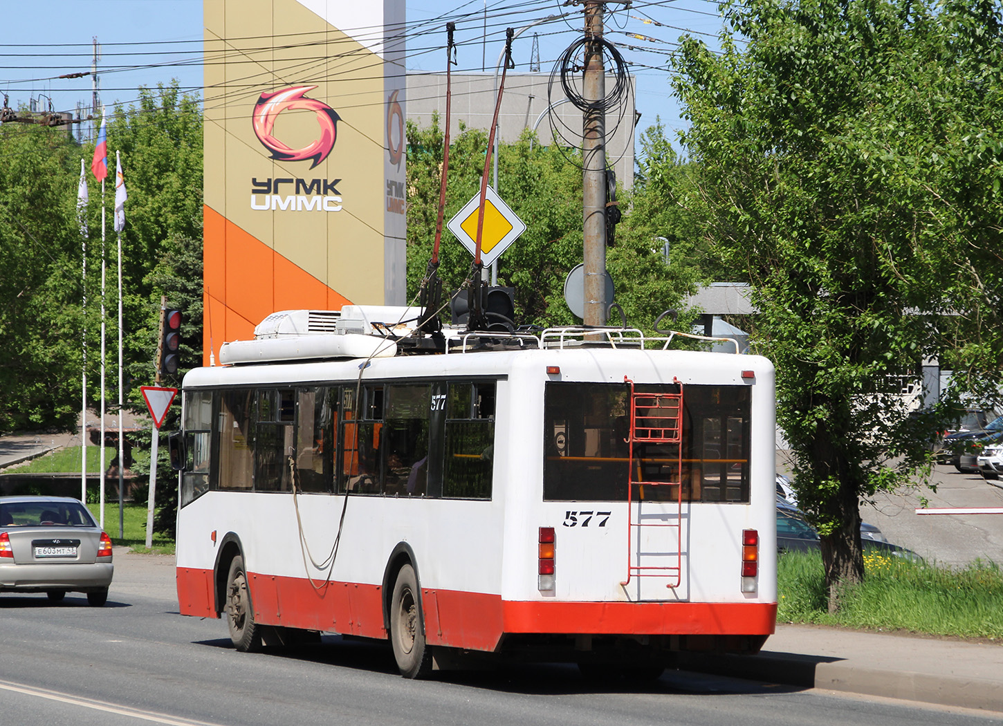 Киров, БТЗ-52764Р № 577