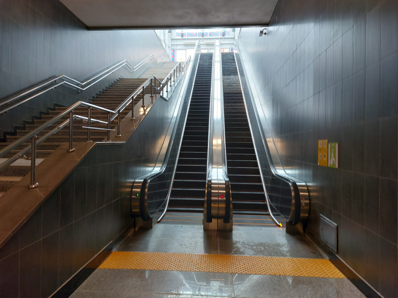 Алматы — Метрополитен — Линия 1 — Станции