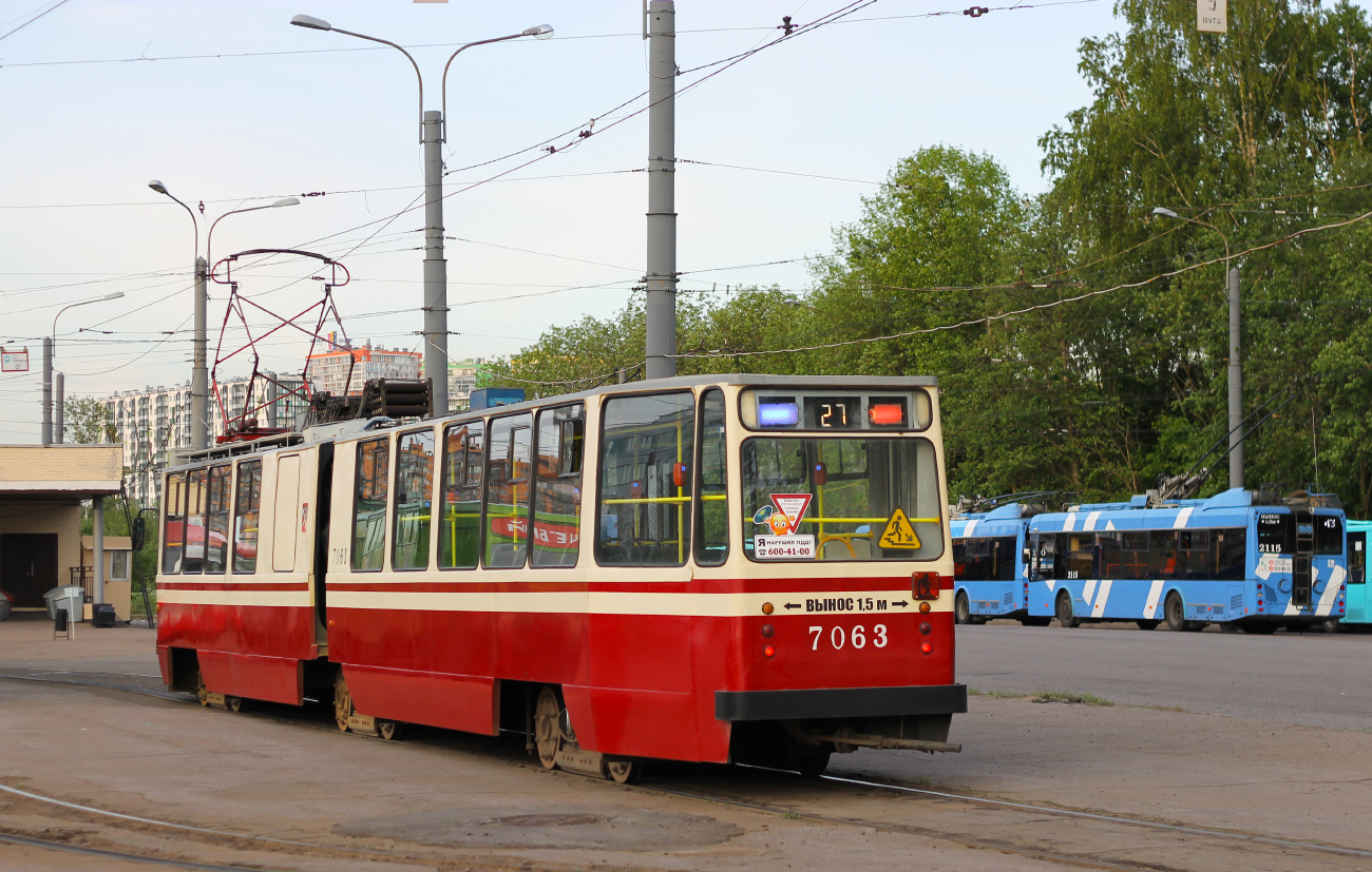 Санкт-Петербург, ЛВС-86К № 7063; Санкт-Петербург — Конечные станции и разворотные кольца