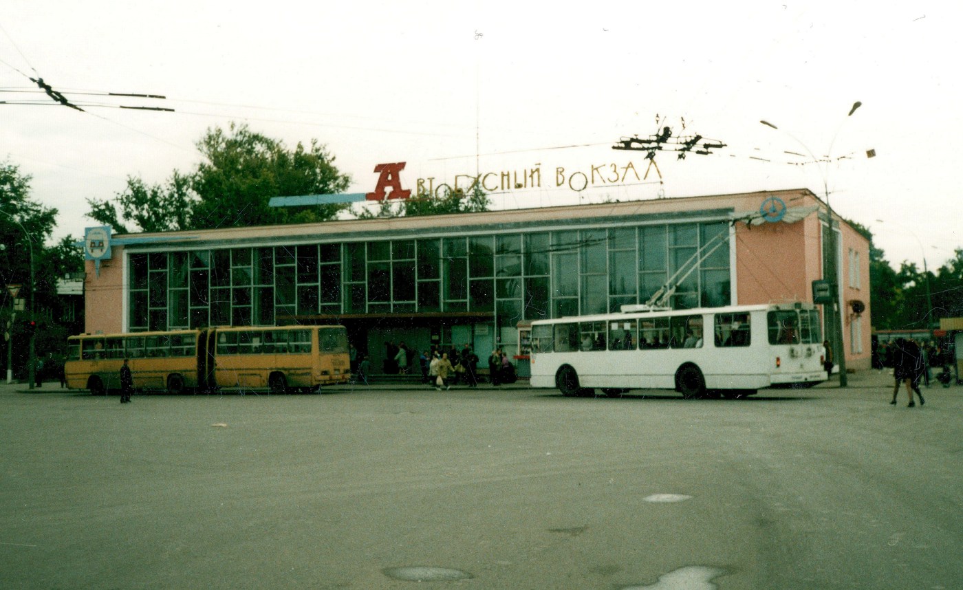 Вологда, ВМЗ-100 № 107