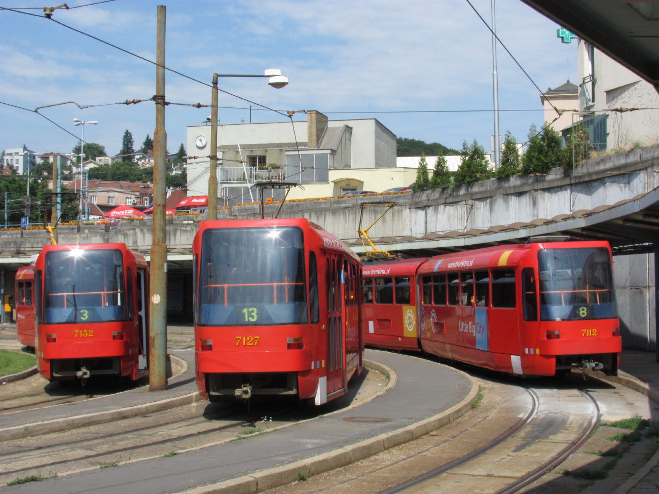 Братислава, Tatra K2S № 7132; Братислава, Tatra K2S № 7127; Братислава, Tatra K2S № 7112