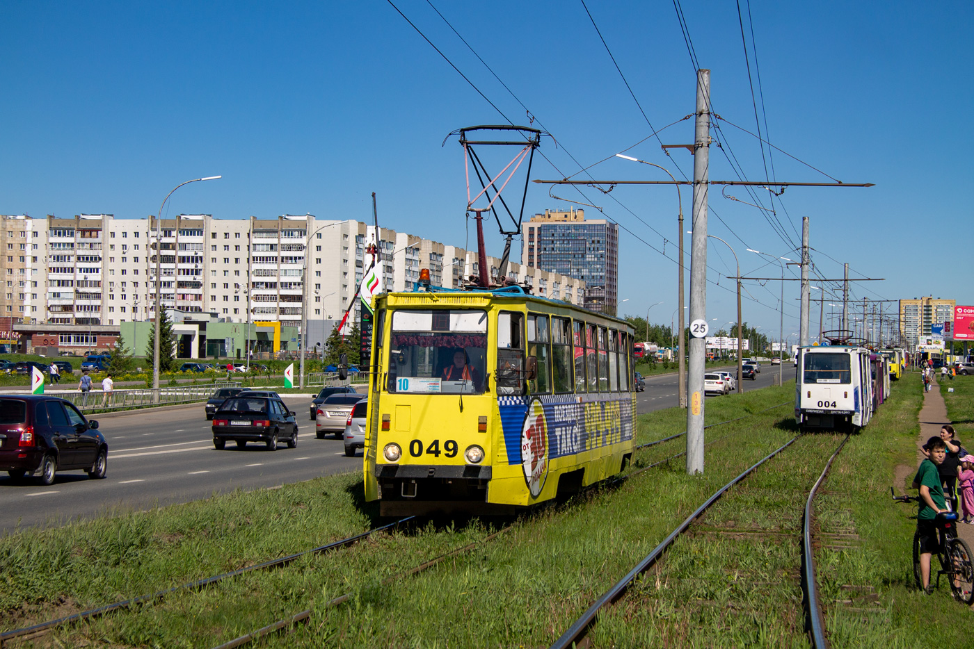 Набережные Челны, 71-605 (КТМ-5М3) № 049; Набережные Челны, 71-605 (КТМ-5М3) № 004; Набережные Челны — Происшествия