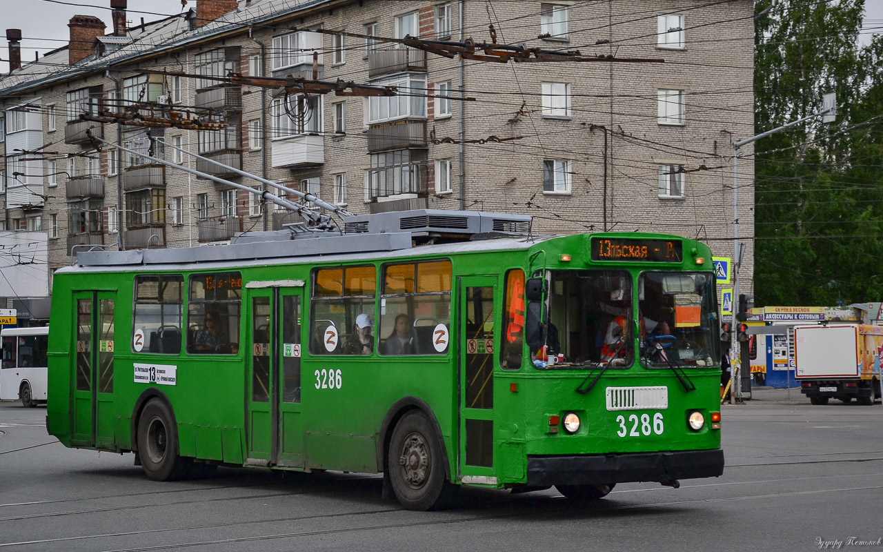 Новосибирск, ЗиУ-52642 № 3286