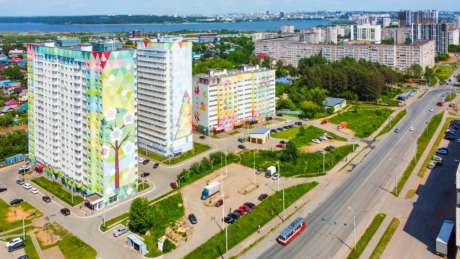 Iżewsk — Electric transit lines