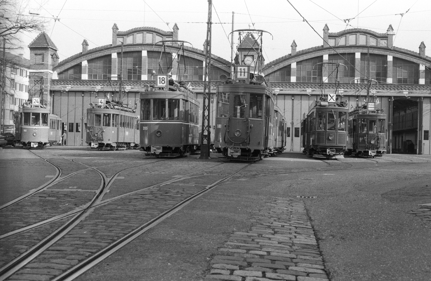 Базель, SIG/BBC Ce 2/2 № 181; Базель, SIG/BBC Ce 2/2 № 205; Базель — Старые фотографии
