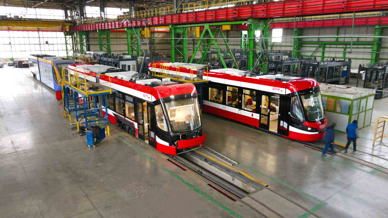 Арад, Astra Imperio Civitas № 2214; Арад, Astra Imperio Civitas № 2215; Арад — Новые трамваи Astra Vagoane Călători (AVC)