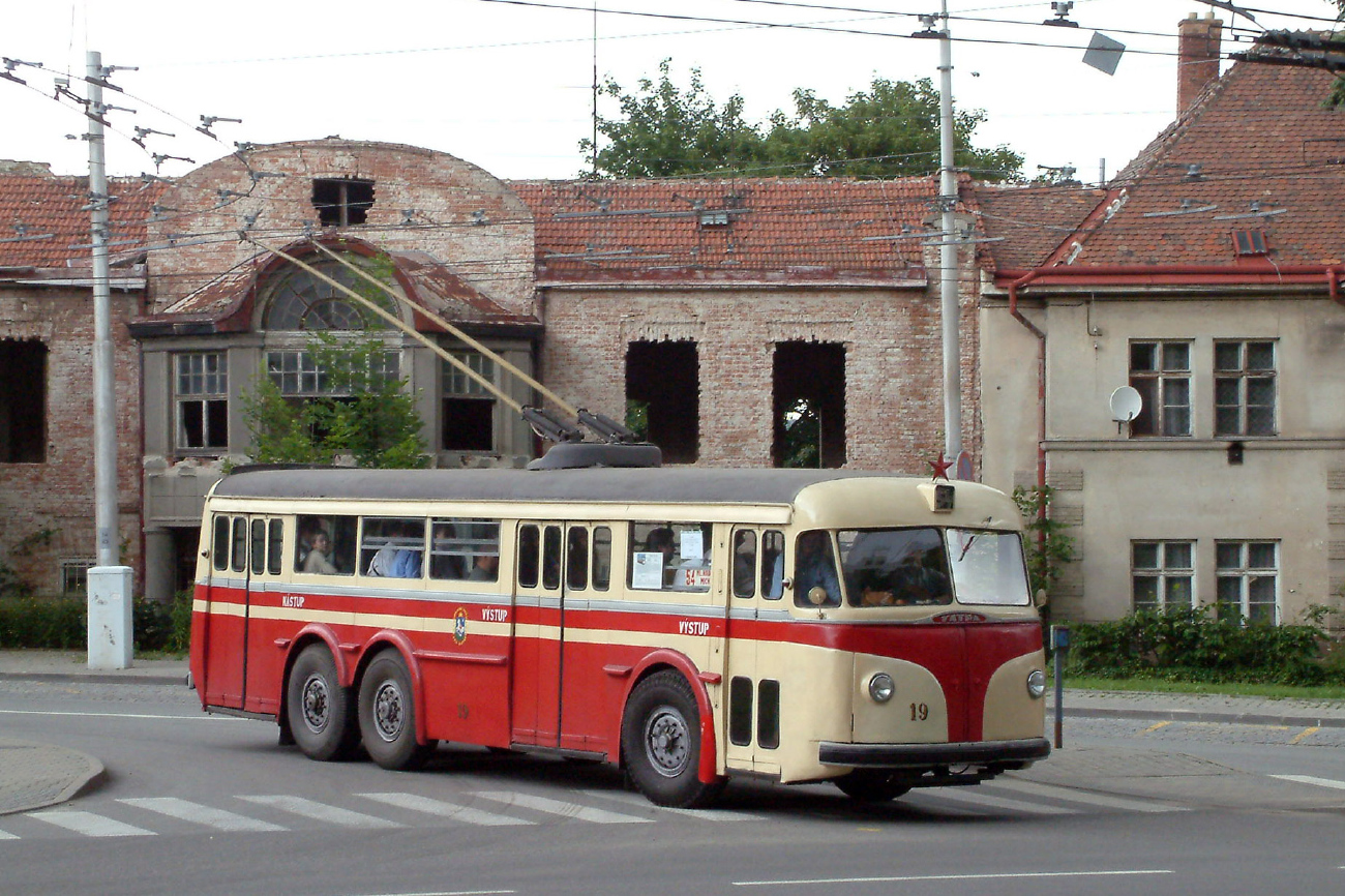 Brno, Tatra T400 № 19