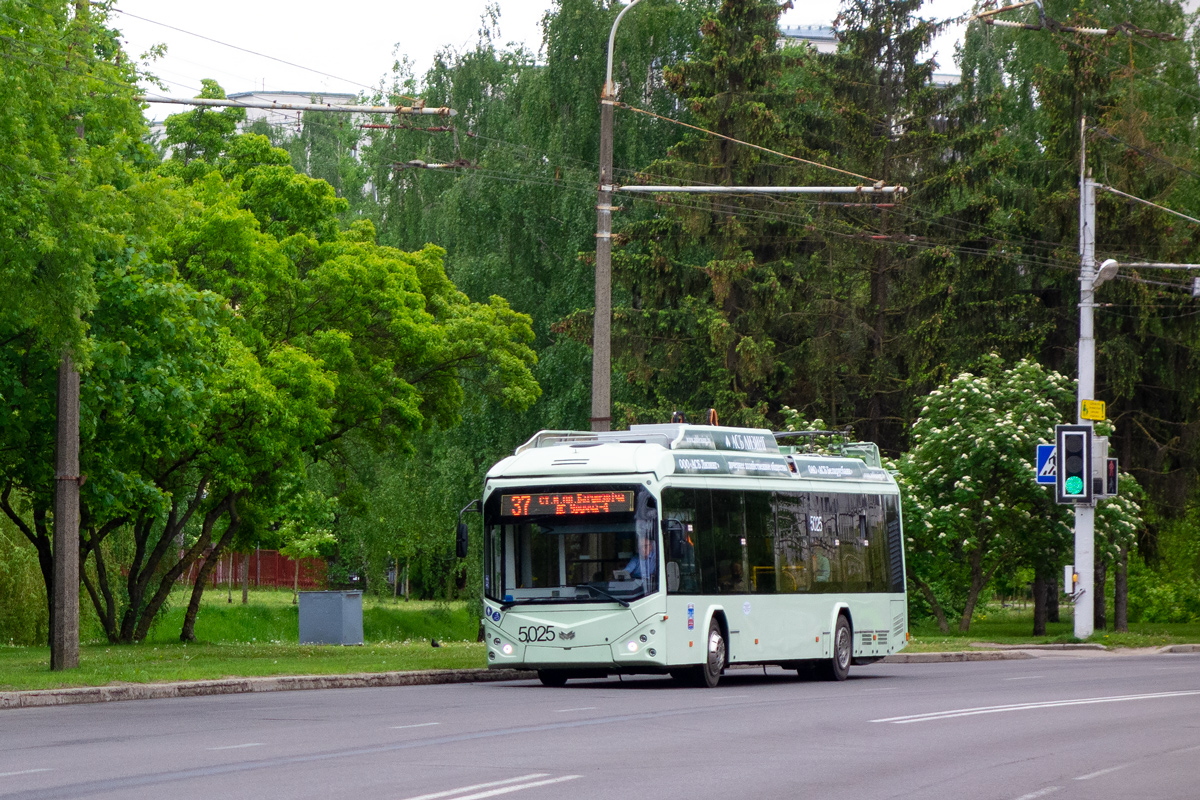 Минск, БКМ 32100D № 5025