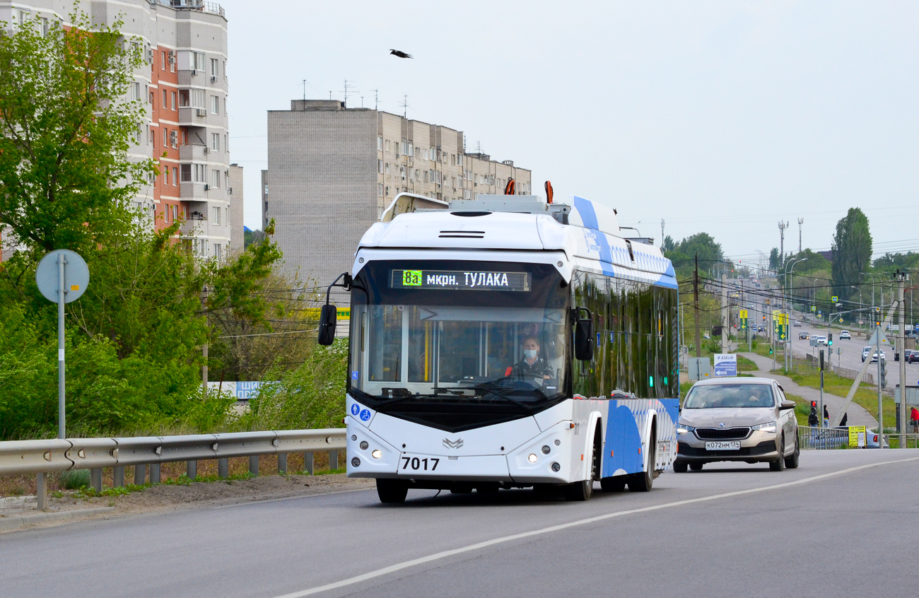 Volgográd, BKM 32100D — 7017