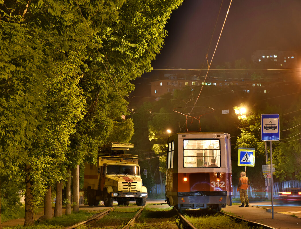 Владивосток, 71-605А № 312; Владивосток — Разные фотографии