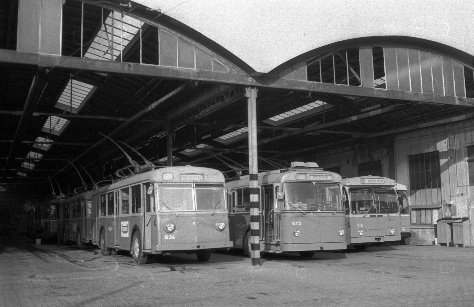 Lausanne, FBW/Tüscher/MFO Tr51 č. 634; Lausanne — Old photos
