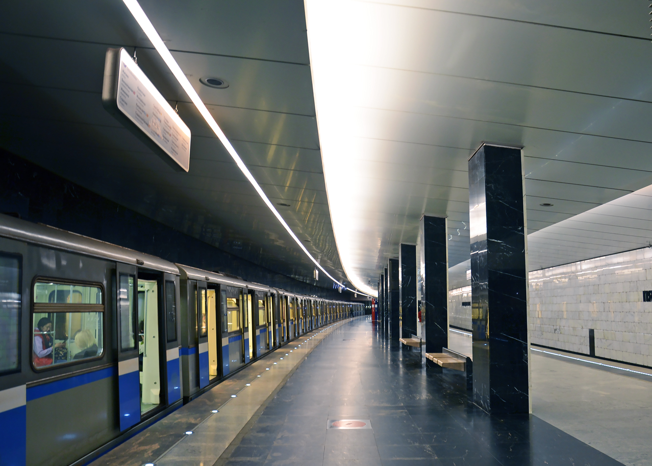 Москва — Метрополитен — [3] Арбатско-Покровская линия; Москва — Метрополитен — Подвижной состав — 81-740/741 «Русич» и модификации