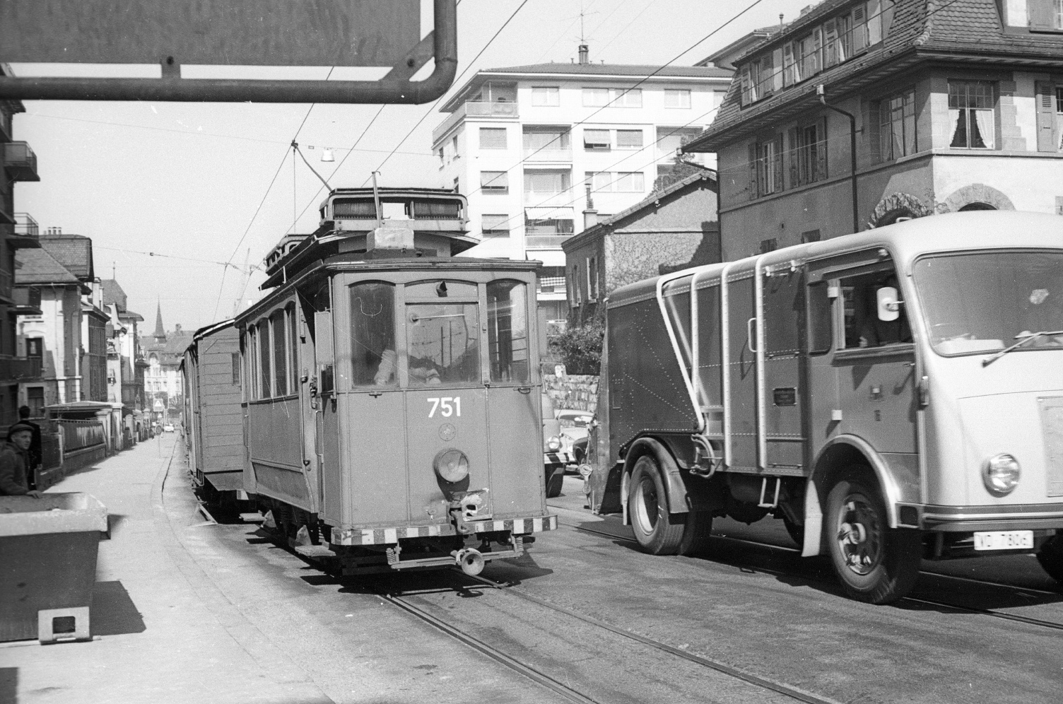 Lausanne, 2-axle motor car nr. 751; Lausanne — Old photos