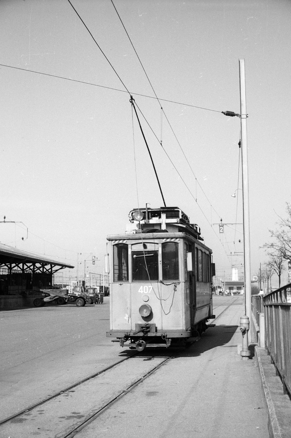 Lausanne, 2-axle motor car nr. 407; Lausanne — Old photos