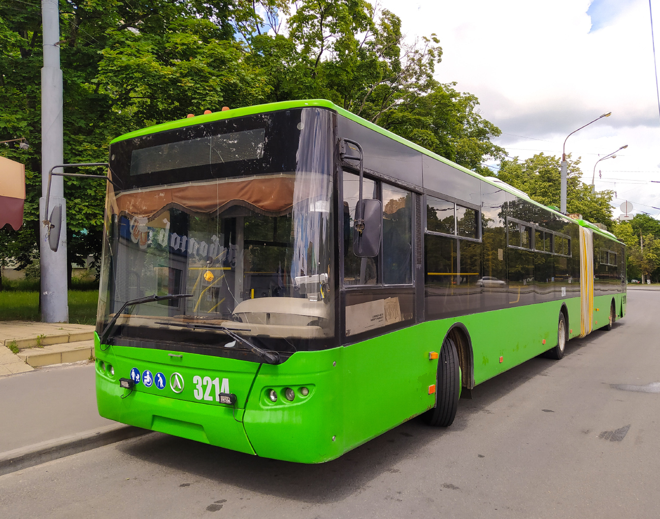 Харків, ЛАЗ E301D1 № 3214