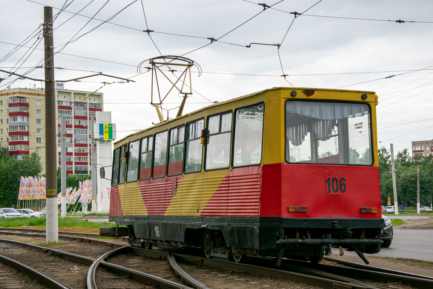 Нижнекамск, 71-605 (КТМ-5М3) № 106