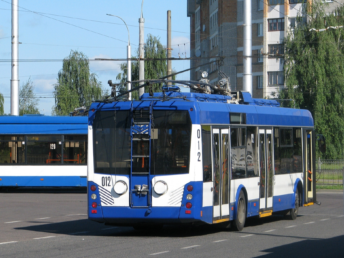 Брест, БКМ 321 № 012