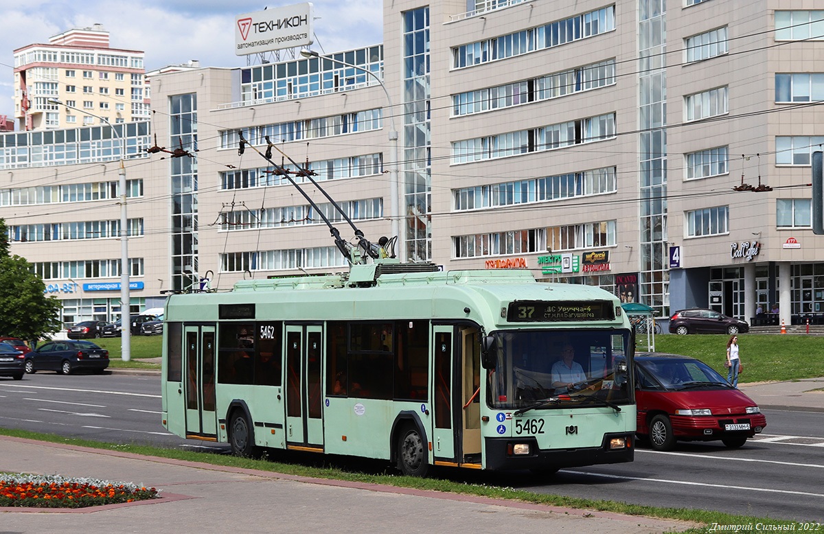 Minsk, BKM 32102 № 5462